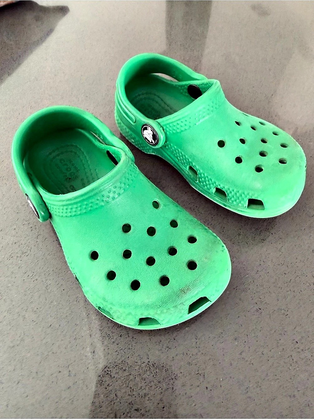 Crocs Classic Clog Green Kids C7 Toddler Little Kid (1-2 year old)